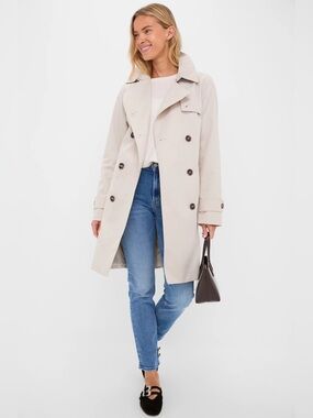 Barbour Short Greta Showerproof Jacket